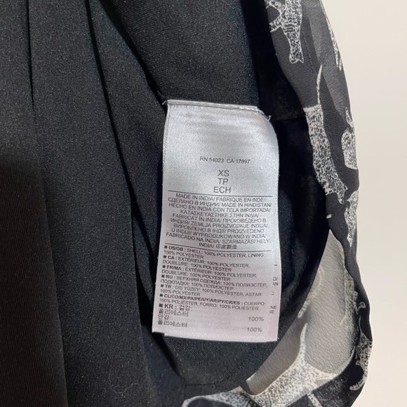 Banana Republic - Print Halter Top - Picture 6 of 6